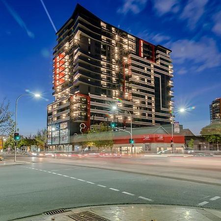 Rnr Serviced Apartments Adelaide - Grote St. Екстериор снимка